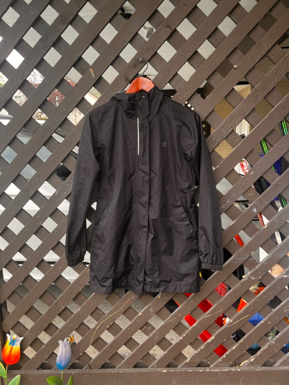 MEC Greycoast Rain Jacket Women XS or Youth XL